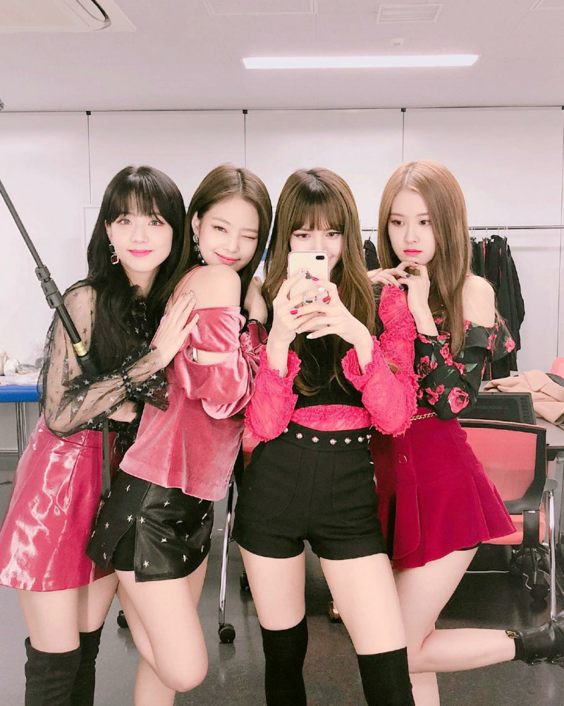  BLACKPINK 